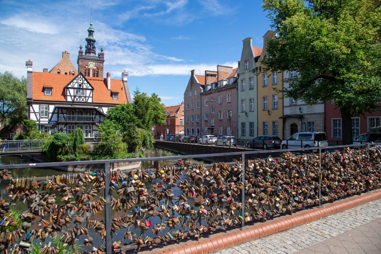 Maya'S Flats & Resorts 61 - Most Milosci Gdańsk Exteriör bild